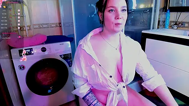 maya suun online show from 03/12/25, 02:56