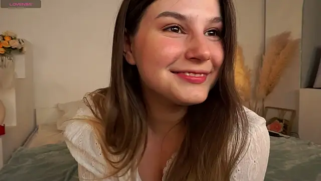 nawuwu online show from 10/21/25, 06:14