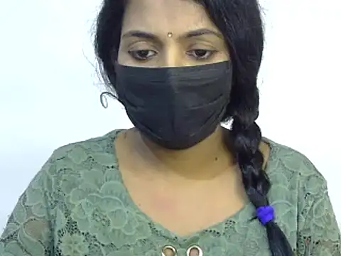 Snapshot of Reddy_Trisha chatting on 01/25/25, 06:46 Reddy Trisha online show from 01/25/25, 06:46