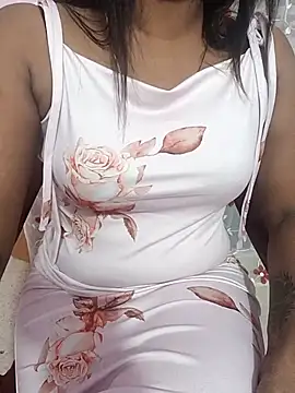Snapshot of Vedha_Vedhika chatting on 09/25/25, 05:33 Vedha Vedhika online show from 09/25/25, 05:33