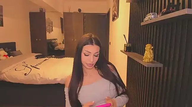 HelenShawn online show from 01/29/25, 10:32