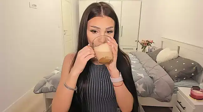 HelenShawn online show from 03/12/25, 09:13