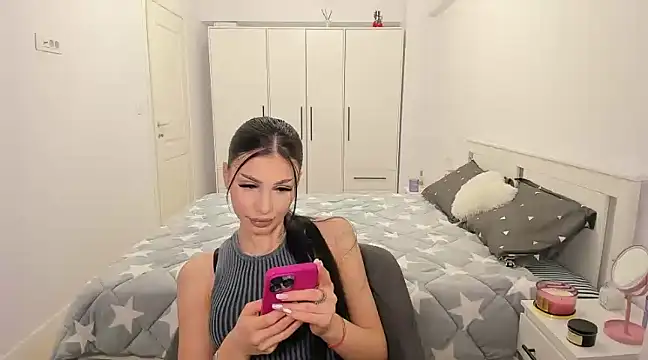 HelenShawn online show from 03/19/25, 12:04