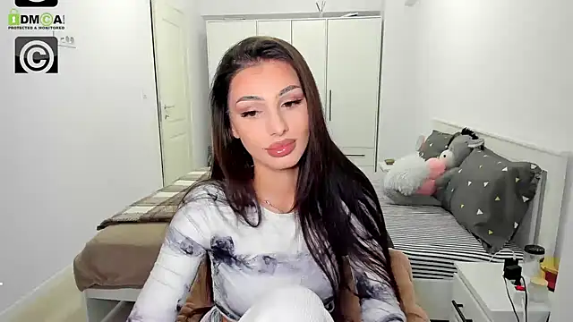 HelenShawn online show from 11/09/25, 09:46