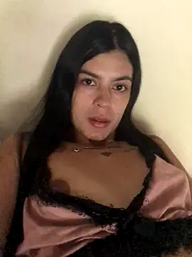 Snapshot of Madeline_Cooper08 chatting on 11/04/25, 06:51 Madeline Cooper08 online show from 11/04/25, 06:51