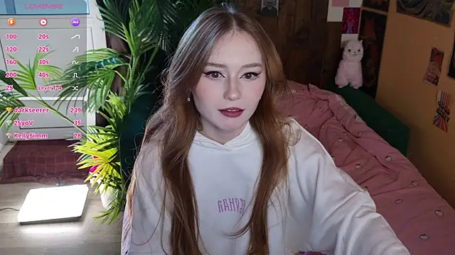 Snapshot of Yo_Pixxie chatting on 02/19/25, 01:50 Yo Pixxie online show from 02/19/25, 01:50