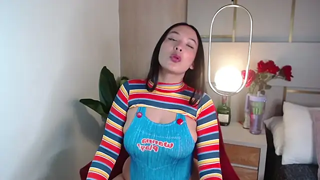 Snapshot of Victoria_Collinns chatting on 10/01/25, 12:22 Victoria Collinns online show from 10/01/25, 12:22