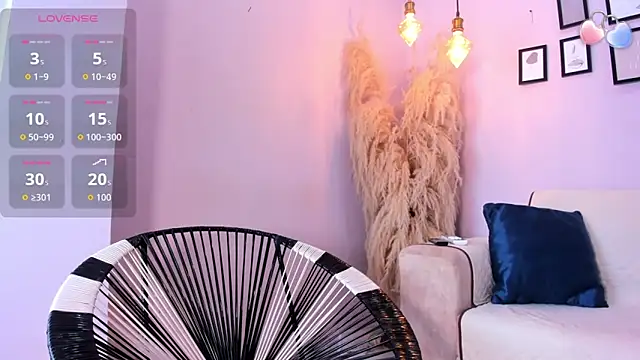 alana rossetti online show from 11/20/25, 12:49