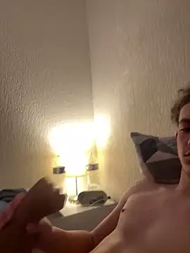 Snapshot of mangemoilabite1 chatting on 01/24/25, 12:20 mangemoilabite1 online show from 01/24/25, 12:20