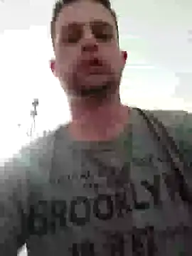 Snapshot of Sborratore1092 chatting on 01/30/25, 12:37 Sborratore1092 online show from 01/30/25, 12:37