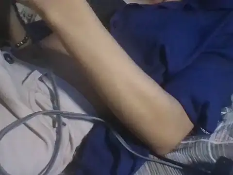 Snapshot of AKANSHA_7 chatting on 10/20/25, 07:03 AKANSHA 7 online show from 10/20/25, 07:03