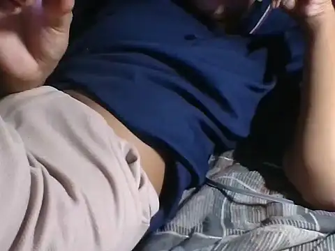 Snapshot of AKANSHA_7 chatting on 10/21/25, 07:14 AKANSHA 7 online show from 10/21/25, 07:14