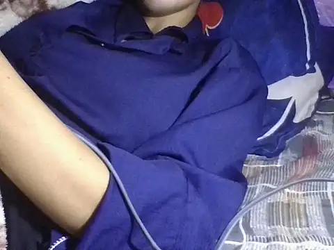 Snapshot of AKANSHA_7 chatting on 10/29/25, 08:10 AKANSHA 7 online show from 10/29/25, 08:10