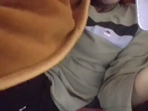 Snapshot of AKANSHA_7 chatting on 11/16/25, 06:52 AKANSHA 7 online show from 11/16/25, 06:52