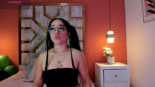 Snapshot of Billie_Jhonson_ chatting on 09/19/25, 04:14 Billie Jhonson online show from 09/19/25, 04:14