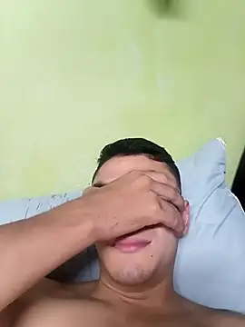 Snapshot of andresiito203 chatting on 09/23/25, 05:54 andresiito203 online show from 09/23/25, 05:54