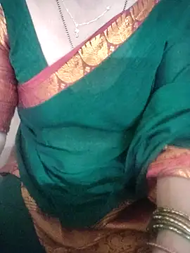 Snapshot of laxmitelugu78 chatting on 11/02/25, 08:28 laxmitelugu78 online show from 11/02/25, 08:28