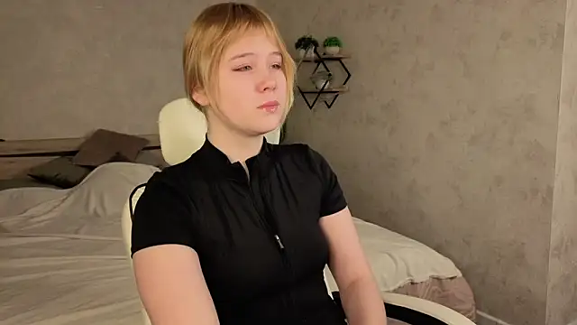 Snapshot of Amy_Kimberlly chatting on 11/14/25, 11:57 Amy Kimberlly online show from 11/14/25, 11:57