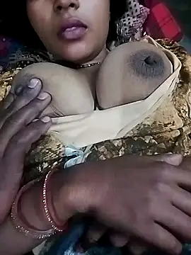 Snapshot of Simrandeshipp chatting on 01/29/25, 10:11 Simrandeshipp online show from 01/29/25, 10:11