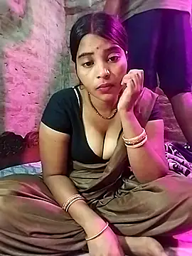 Snapshot of Simrandeshipp chatting on 03/09/25, 07:05 Simrandeshipp online show from 03/09/25, 07:05