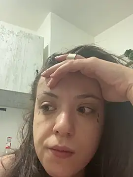 bunnythetailor online show from 11/27/25, 04:09