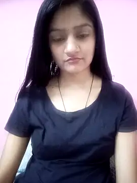 Snapshot of Tanu-00 chatting on 09/29/25, 03:17 Tanu-00 online show from 09/29/25, 03:17