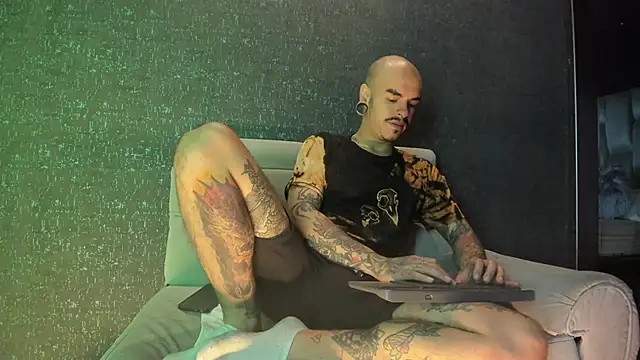 kaletattoo online show from 11/10/25, 11:09