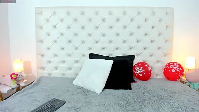 esmeralda06 online show from 02/18/25, 02:06