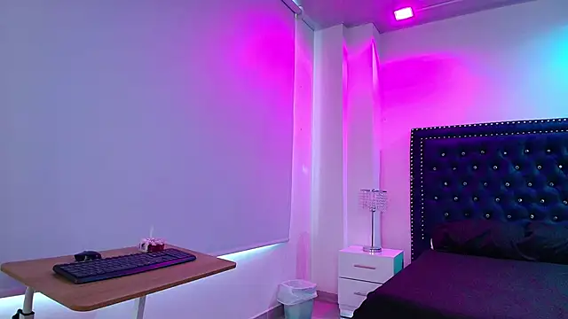 Milu ballmer online show from 11/05/25, 06:19