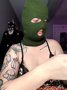 goblingirl888 online show from 10/24/25, 07:16