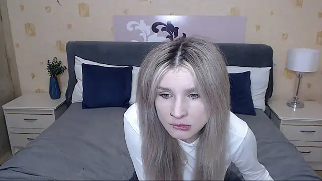 Snapshot of Chloe_Addison chatting on 09/18/25, 08:11 Chloe Addison online show from 09/18/25, 08:11