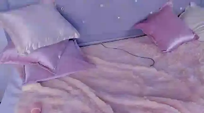 Snapshot of Kei_Oliver chatting on 03/05/25, 04:13 Kei Oliver online show from 03/05/25, 04:13