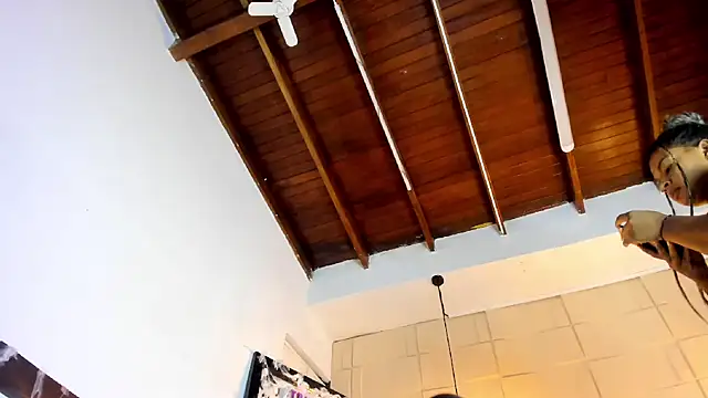 SamanthaMilann online show from 10/24/25, 10:11