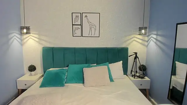 ninna curly online show from 10/09/25, 04:43