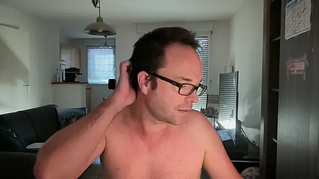 Funnyjul31 online show from 10/10/25, 01:54