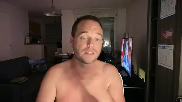 Funnyjul31 online show from 10/15/25, 05:35