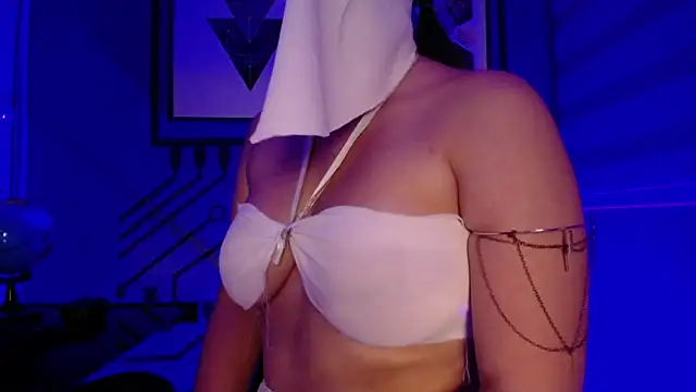 Snapshot of LeilaRasi chatting on 02/01/25, 11:54 LeilaRasi online show from 02/01/25, 11:54