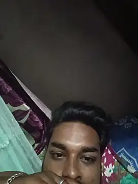 birds0641 online show from 10/11/25, 08:46