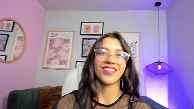 nina  dixon online show from 02/07/25, 02:50