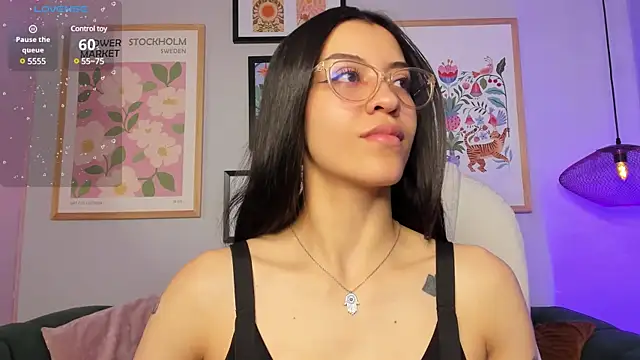 nina  dixon online show from 03/22/25, 08:15