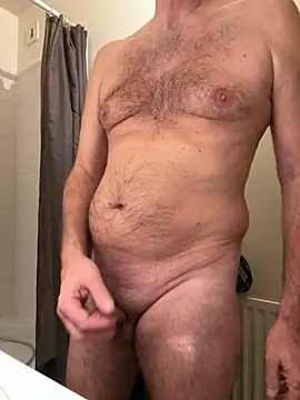 Snapshot of vincent1522 chatting on 11/06/25, 06:47 vincent1522 online show from 11/06/25, 06:47