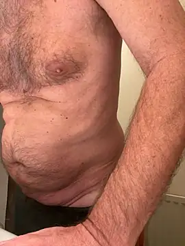 Snapshot of vincent1522 chatting on 11/14/25, 07:18 vincent1522 online show from 11/14/25, 07:18