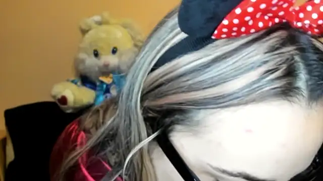 Snapshot of LadyLyanna chatting on 11/03/25, 10:10 LadyLyanna online show from 11/03/25, 10:10