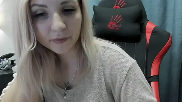 Snapshot of MegicalLoy chatting on 01/27/25, 01:41 MegicalLoy online show from 01/27/25, 01:41