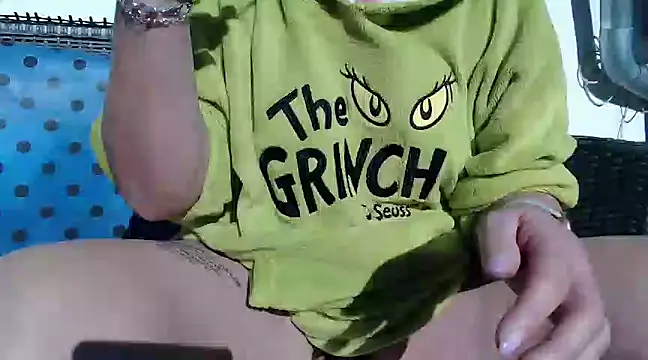 Snapshot of Juliana60 chatting on 03/03/25, 01:53 Juliana60 online show from 03/03/25, 01:53