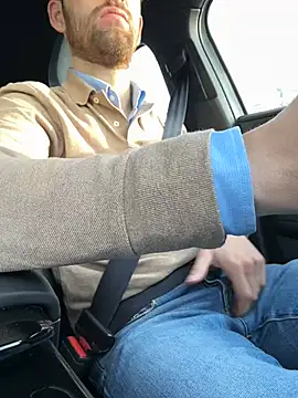 Snapshot of bullyboyy chatting on 02/19/25, 08:22 bullyboyy online show from 02/19/25, 08:22