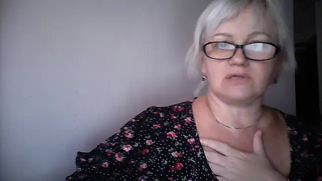 Mayya4321 online show from 09/17/25, 11:01