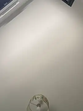 Roxannemuse online show from 09/13/25, 10:15