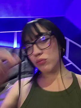 Snapshot of Melody_rousse_ chatting on 02/21/25, 01:33 Melody rousse online show from 02/21/25, 01:33