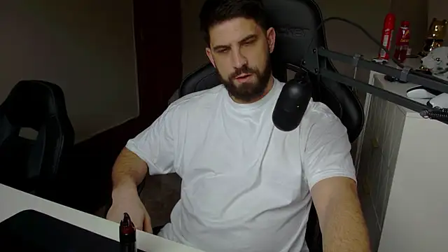 lucas kazimm online show from 02/15/25, 03:17